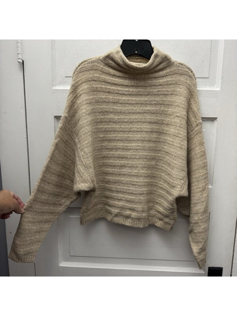 Prologue Sweater Medium Beige Ribbed Mock Cowl Neck Dolman Sleeve Knit Pullover